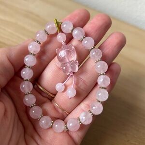 Vintage pink quartz gemstone bracelet w/ hello kitty charm
